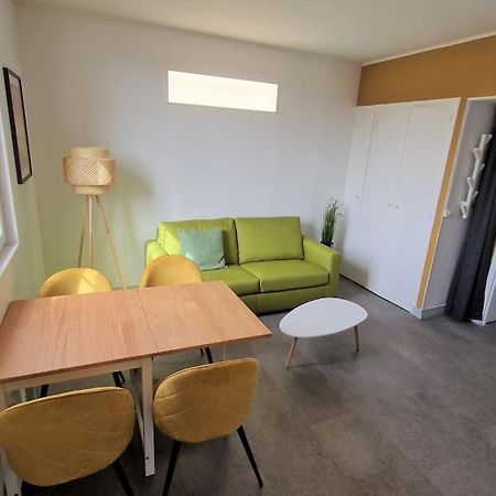 Appartement Ouistreham Proche Centre Et Plage Exteriör bild